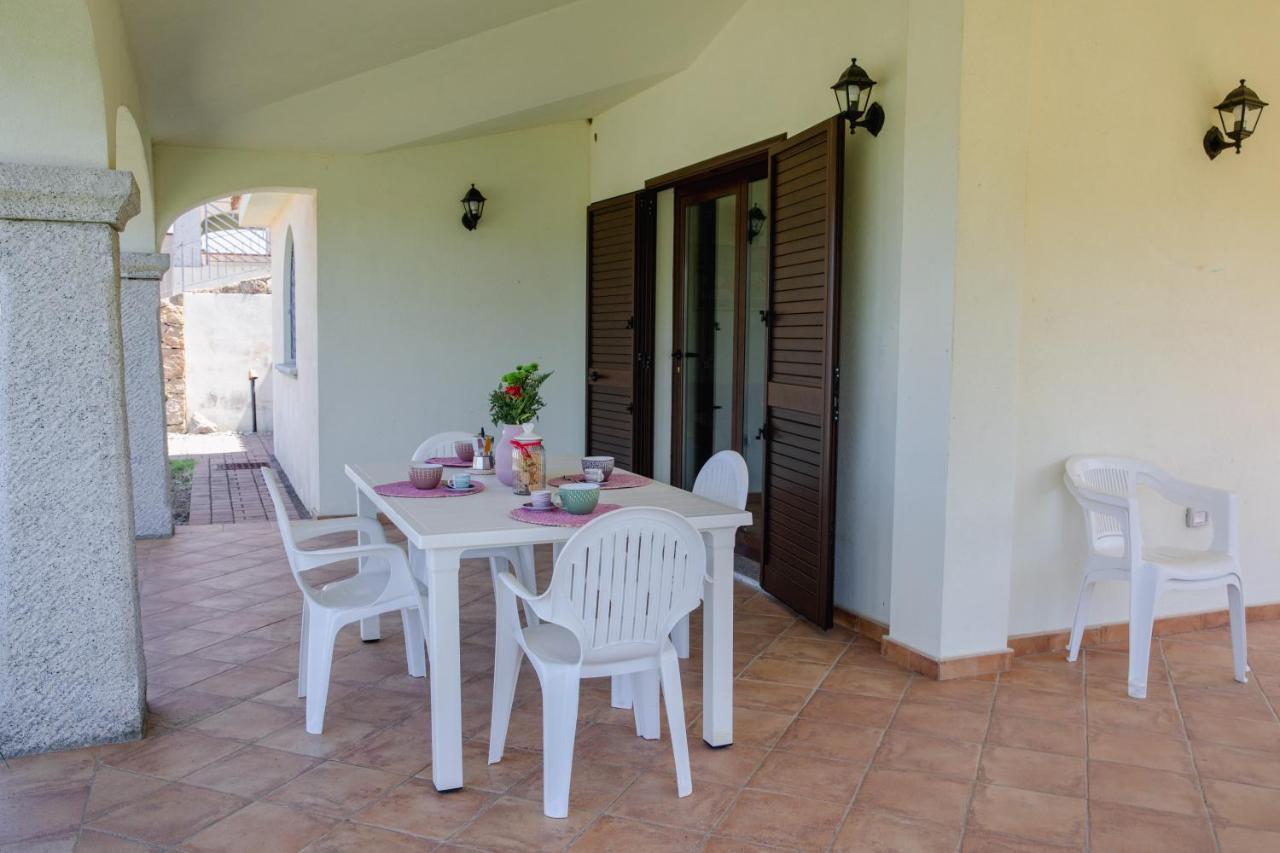 Residenze Pedrame Villa Budoni Exteriör bild
